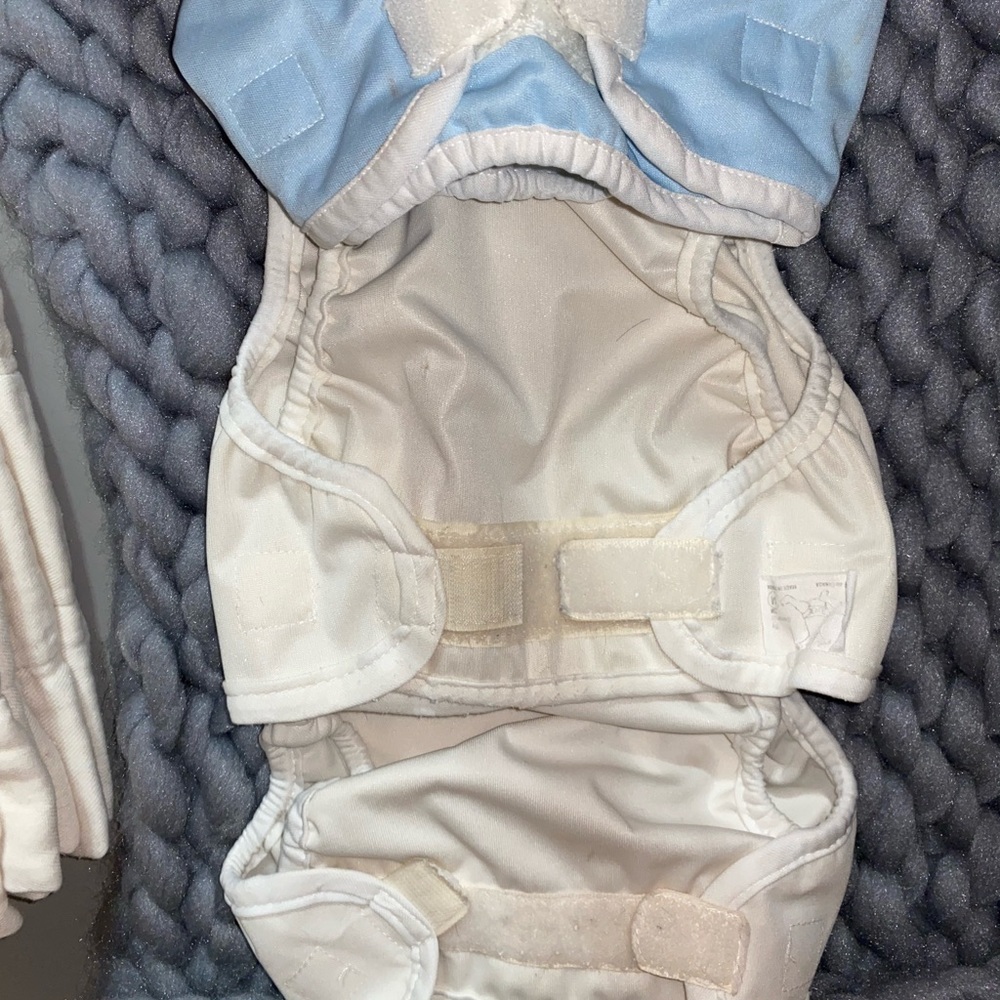 Cloth diapers and inserts - Picture 2 of 2